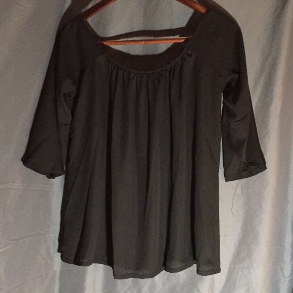 ❤️ Black top 3/4sleeve - Picture 3 of 4